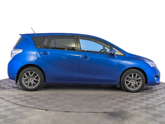 фото Toyota Verso I 2014