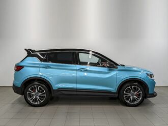 фото Geely Coolray 2023