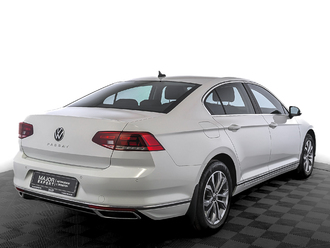 фото Volkswagen Passat B8 2021
