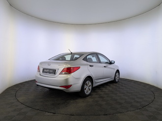 фото Hyundai Solaris I 2015