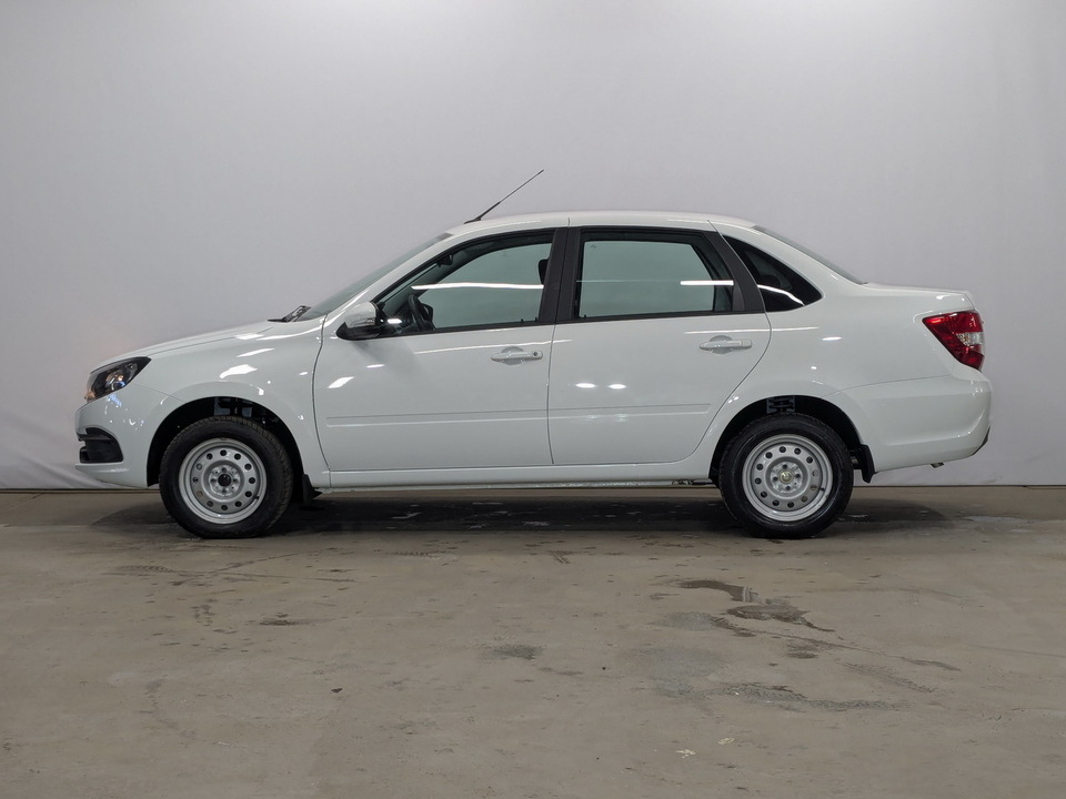 Lada Granta с пробегом в автосалоне Форис Авто