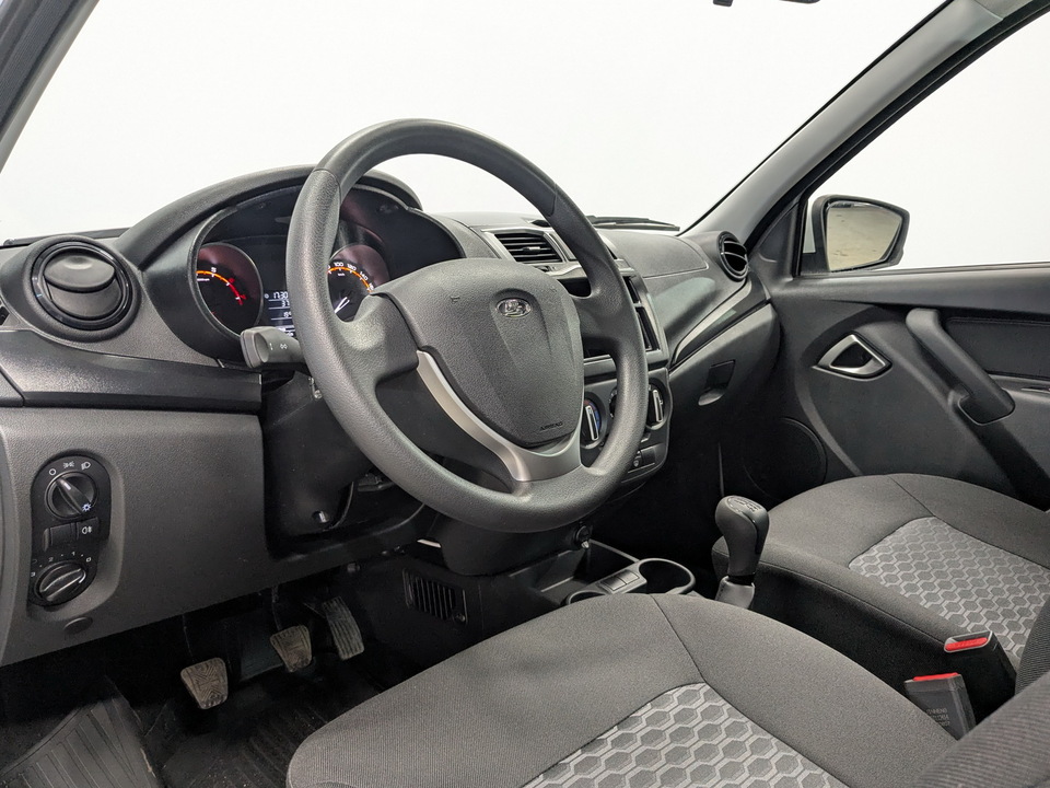 Lada Granta с пробегом в автосалоне Форис Авто