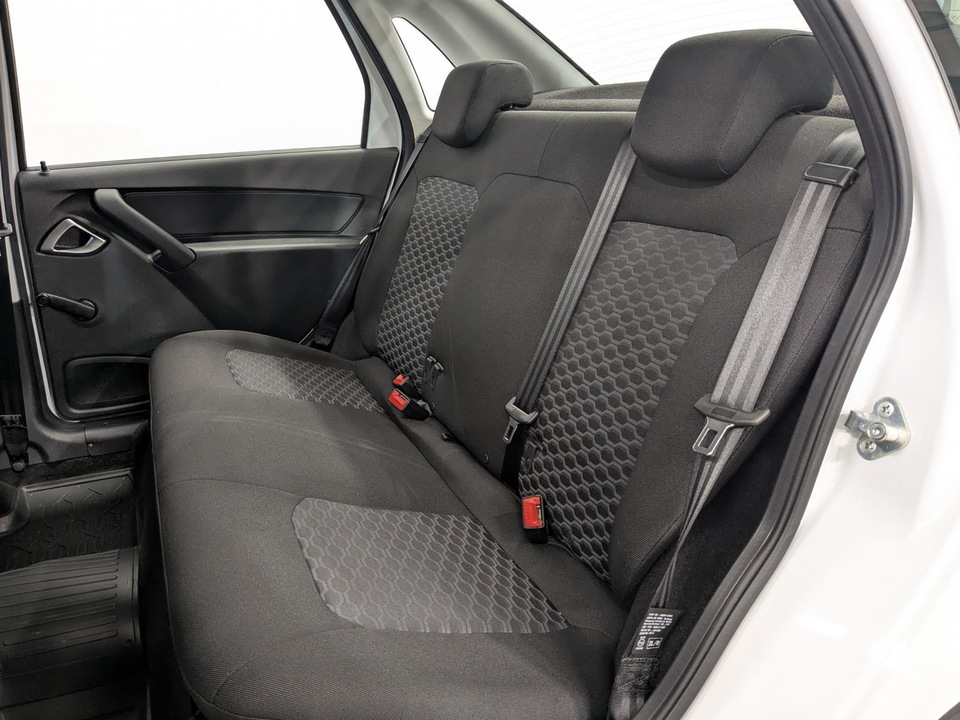 Lada Granta с пробегом в автосалоне Форис Авто