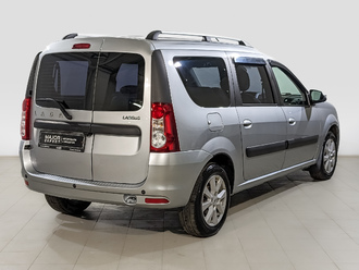 фото Lada Largus 2021