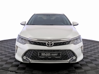 фото Toyota Camry VII 2017