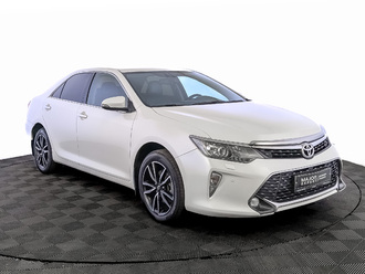 фото Toyota Camry VII 2017