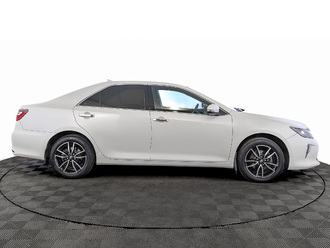 фото Toyota Camry VII 2017