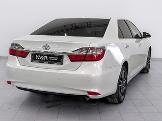 фото Toyota Camry VII 2017