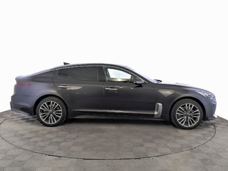 фото Kia Stinger I 2018