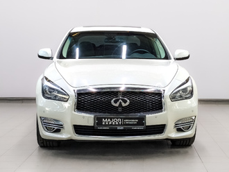 фото Infiniti Q70 2018