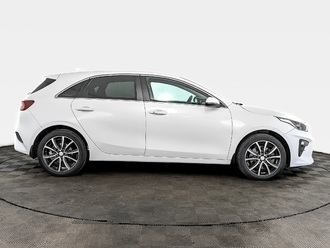 фото Kia Ceed III 2020