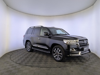 фото Toyota Land Cruiser 200 2019