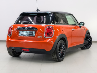 фото Mini Mini III (F56/F55) 2019