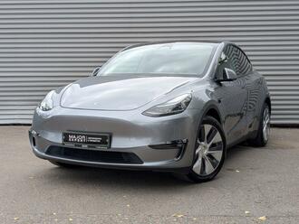фото Tesla Model Y 2023