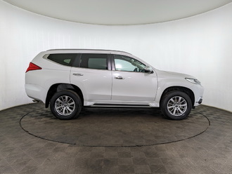 фото Mitsubishi Pajero Sport III 2019