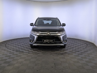 фото Mitsubishi Outlander III 2018