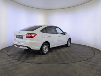 фото Lada Granta II 2023