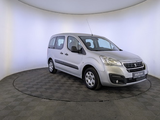 фото Peugeot Partner II 2021