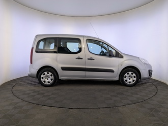 фото Peugeot Partner II 2021