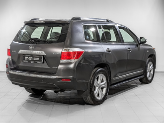 фото Toyota Highlander II 2011