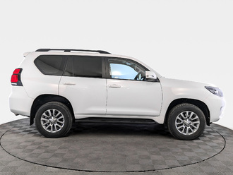 фото Toyota Land Cruiser Prado 150 2022