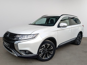 фото Mitsubishi Outlander III 2022