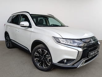 фото Mitsubishi Outlander III 2022