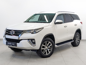 фото Toyota Fortuner II 2017