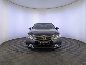 фото Toyota Camry VII 2013