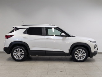 фото Chevrolet TrailBlazer III 2021