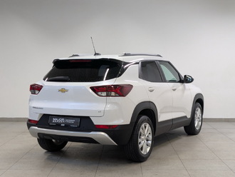 фото Chevrolet TrailBlazer III 2021