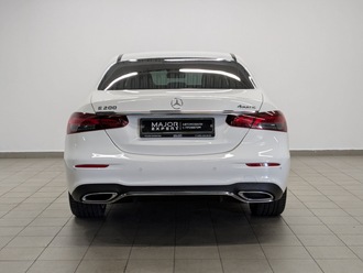 фото Mercedes-Benz E (W/S213) 2022