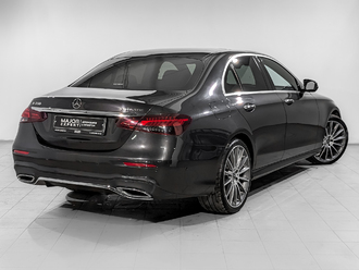 фото Mercedes-Benz E (W/S213) 2020