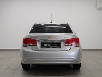 фото Chevrolet Cruze (J300/J305) 2014