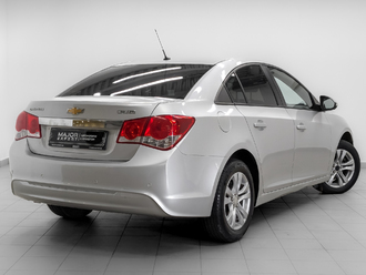 фото Chevrolet Cruze (J300/J305) 2014