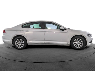 фото Volkswagen Passat B8 2019
