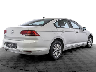 фото Volkswagen Passat B8 2019