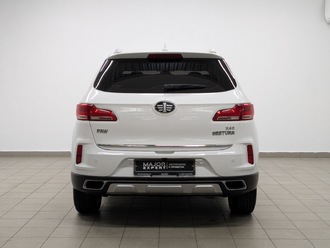 фото FAW Besturn X40 2020