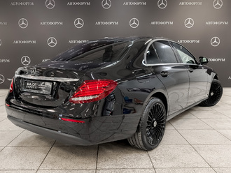 фото Mercedes-Benz E (W/S213) 2019