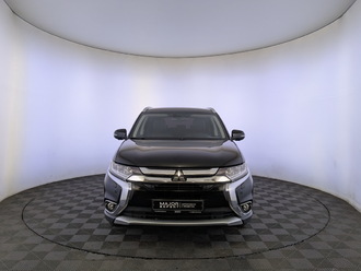 фото Mitsubishi Outlander III 2017