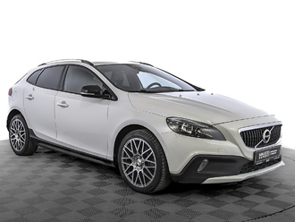 фото Volvo V40 II 2016