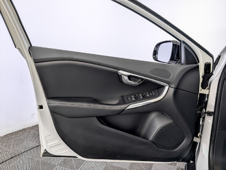 фото Volvo V40 Cross Country 2016 с пробегом
