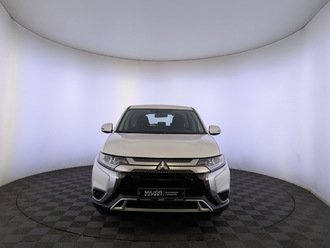 фото Mitsubishi Outlander III 2019