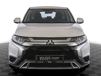 фото Mitsubishi Outlander III 2019