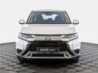 фото Mitsubishi Outlander III 2019