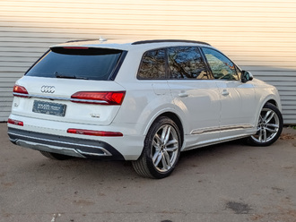 фото Audi Q7 (4M) 2021