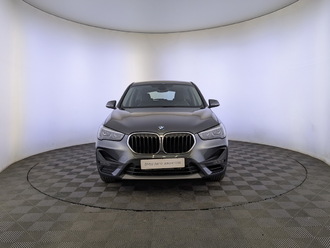 фото BMW X1 (F48) 2020