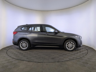 фото BMW X1 (F48) 2020