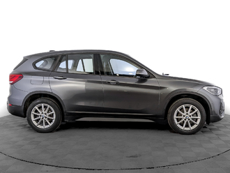 фото BMW X1 (F48) 2020