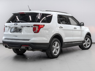 фото Ford Explorer V 2019